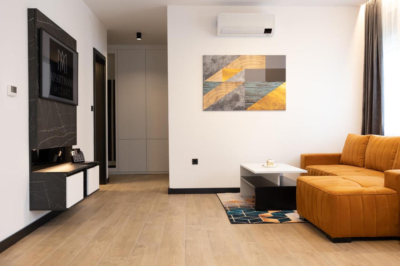 Apartmani Mozart-Centar Virovitica Bagian luar foto