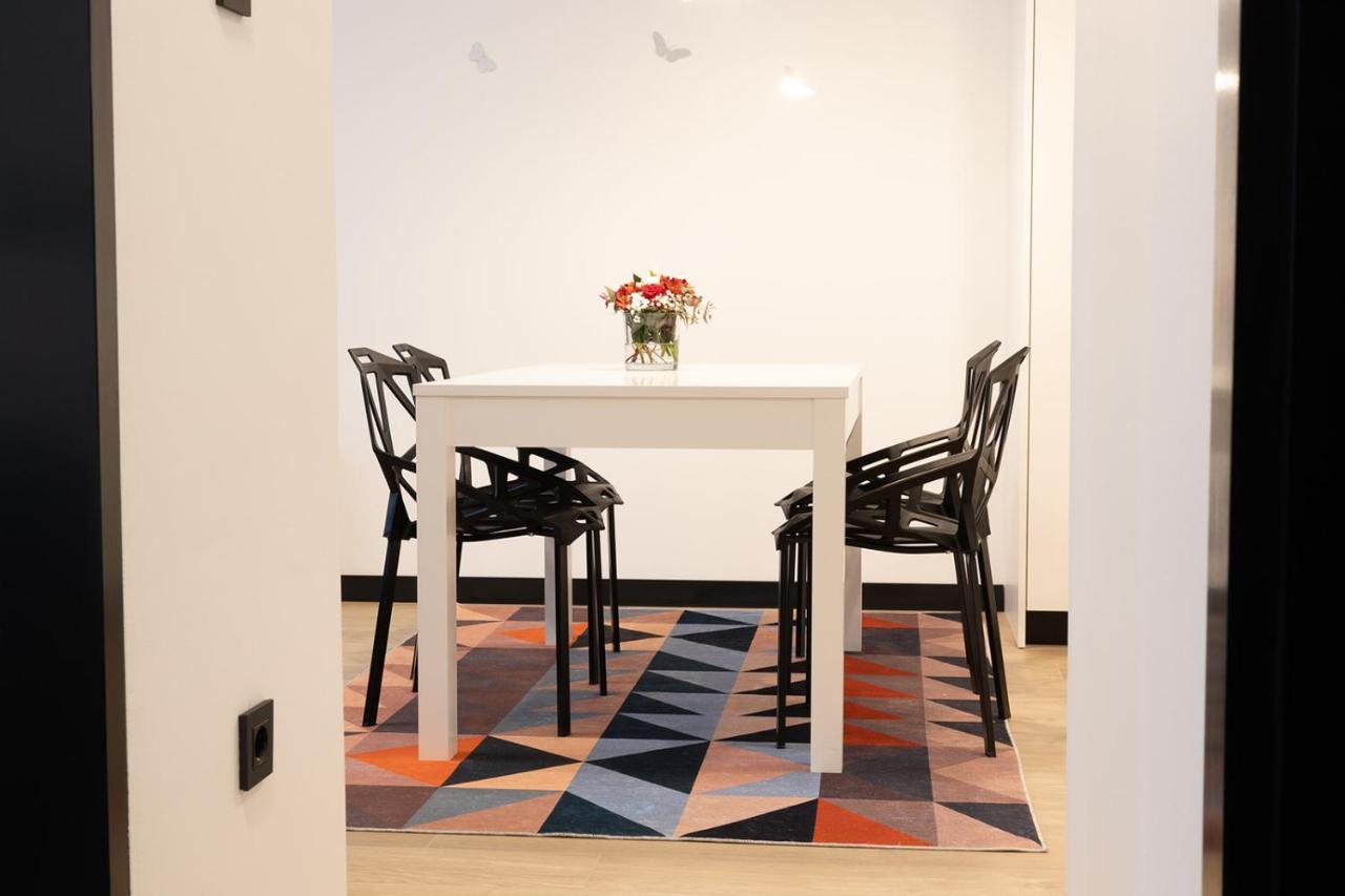 Apartmani Mozart-Centar Virovitica Bagian luar foto