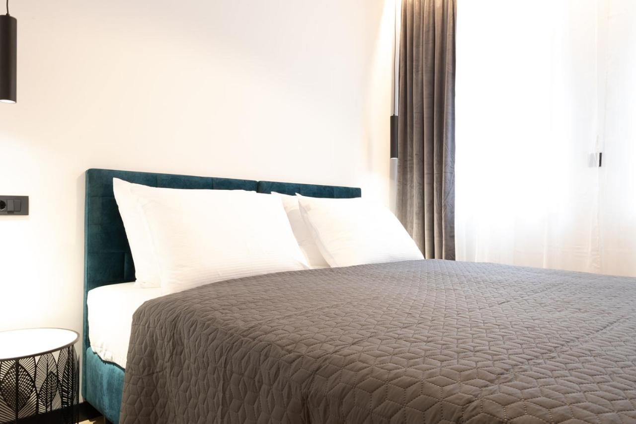 Apartmani Mozart-Centar Virovitica Bagian luar foto