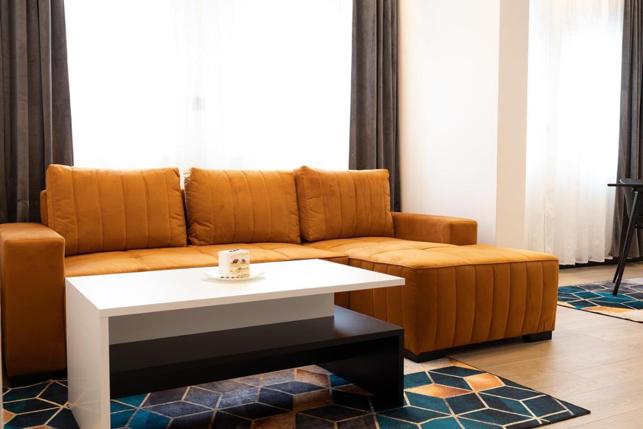 Apartmani Mozart-Centar Virovitica Bagian luar foto