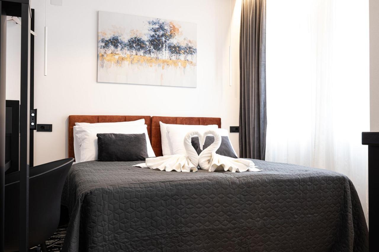 Apartmani Mozart-Centar Virovitica Bagian luar foto